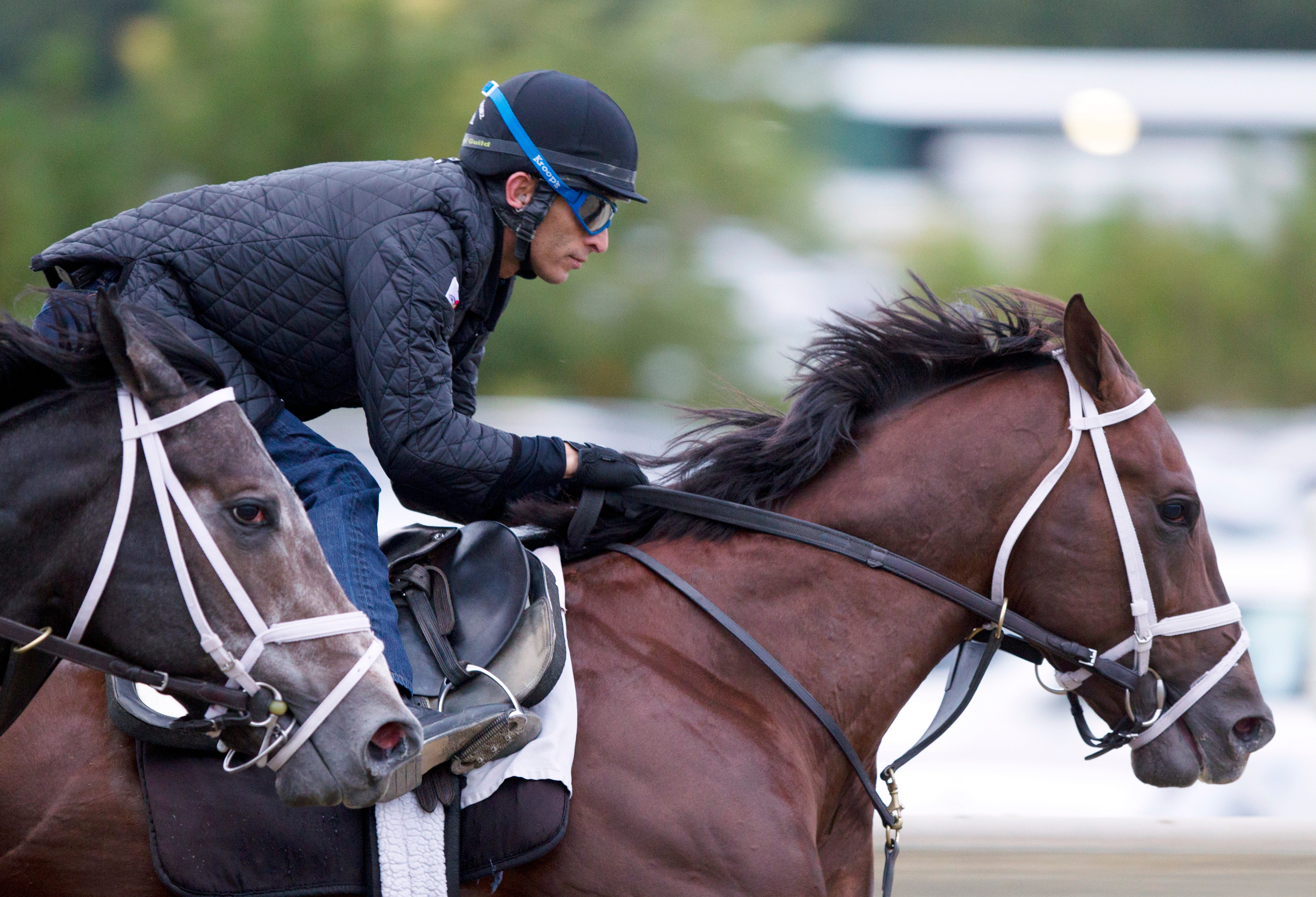 Tampa Derby Stonestreet holding pair of aces